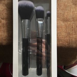 The Perfect Trio Makeup Brush Set